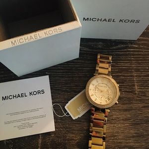Gorgeous Michael Kors Watch